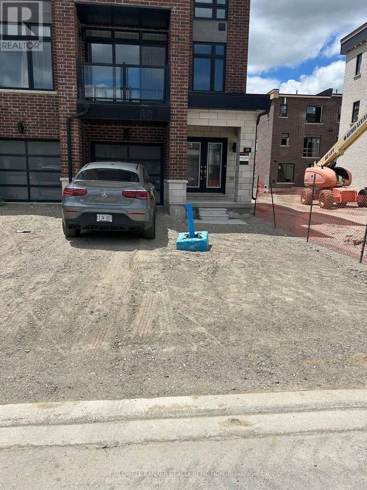 38 Danielle Moore Circle  Toronto (Bendale) ON M1P 3S5 photo