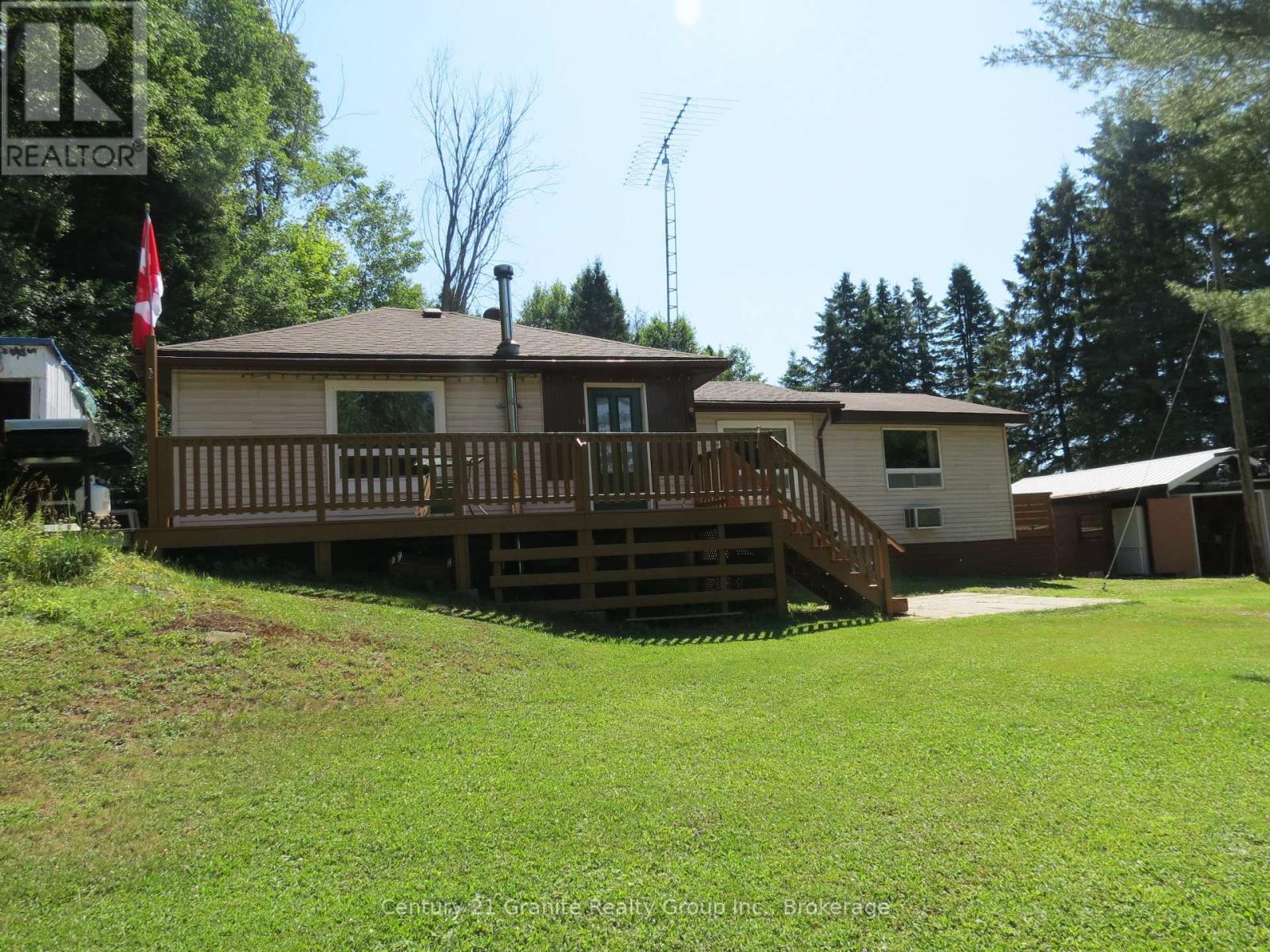 Property Photo:  1053 Buttercup Drive  ON K0L 3C0 