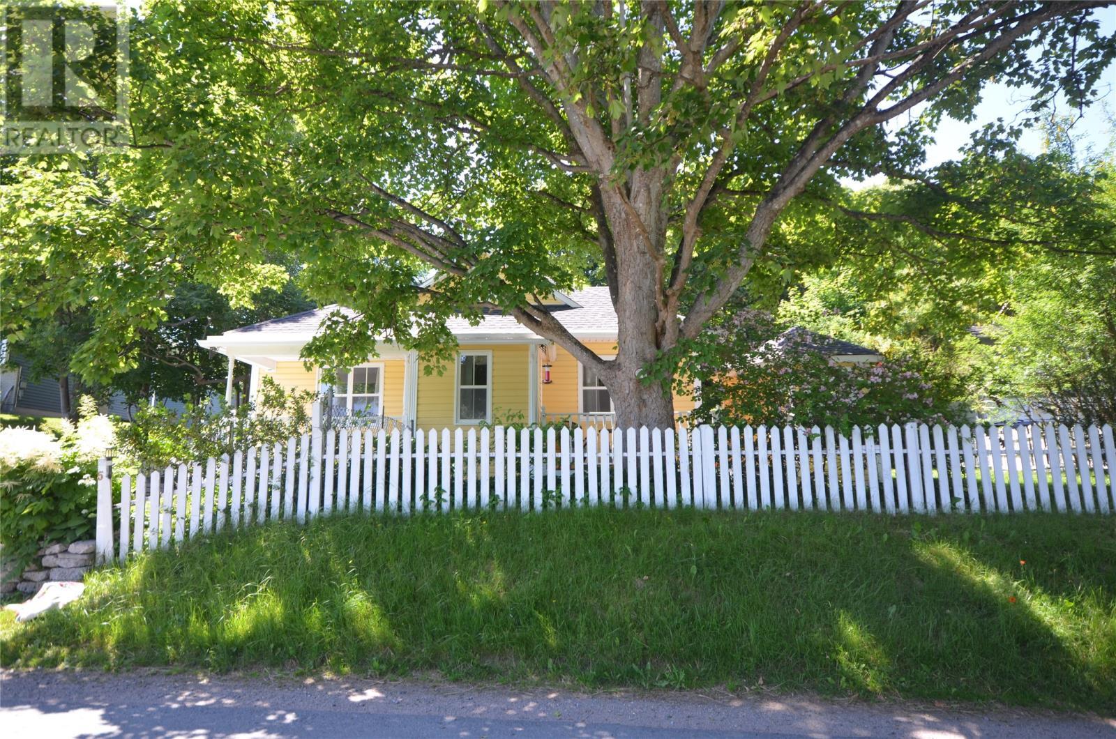51 Northside Road  Holyrood NL A0A 2R0 photo