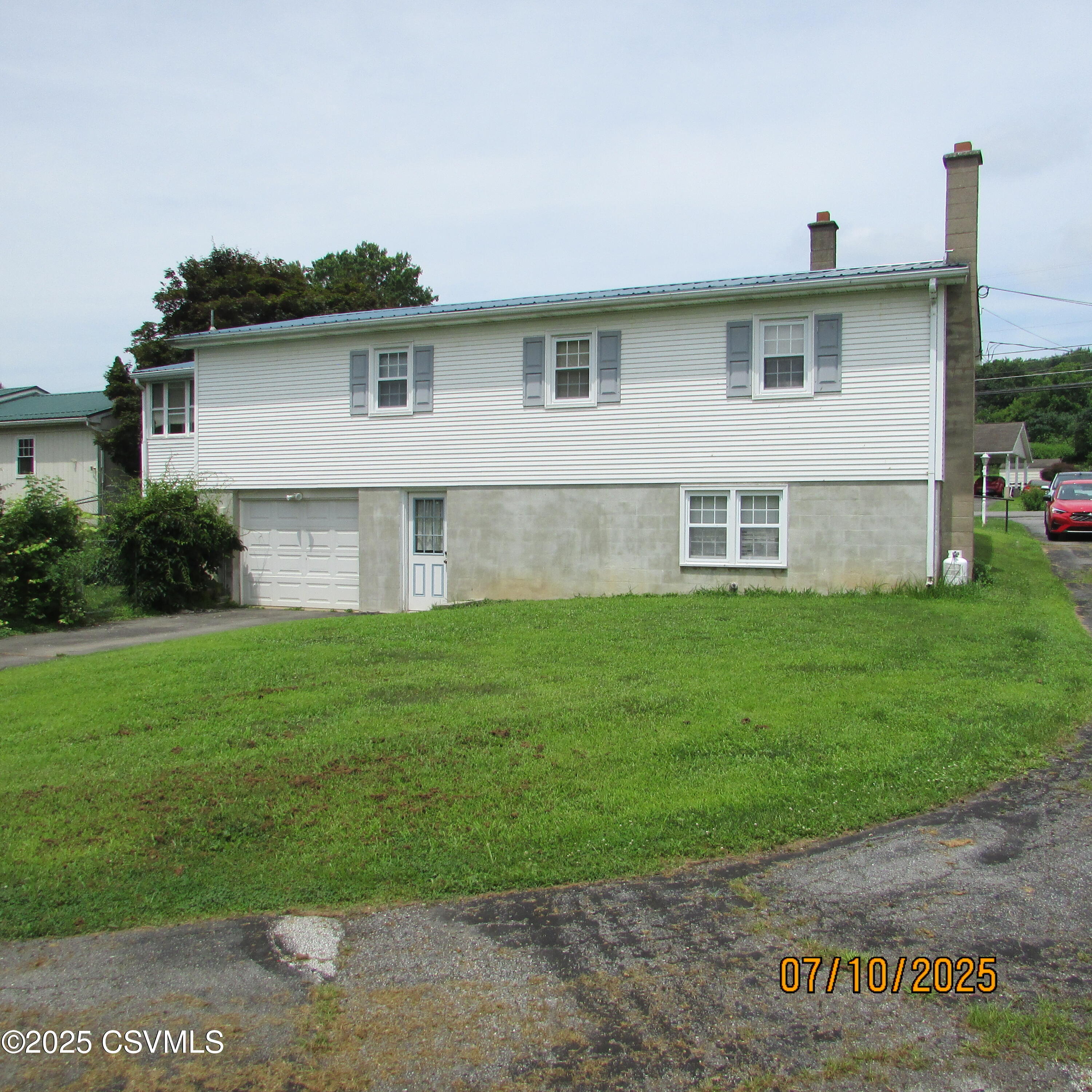 Property Photo: 1014 Old Danville Highway PA 17857