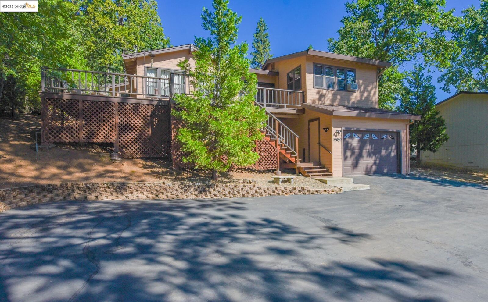 Property Photo: 23890 Pack Trail Road CA 95370