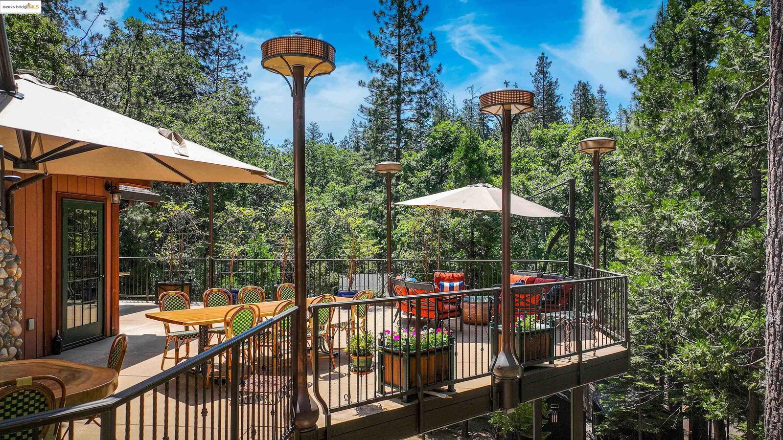 Property Photo:  18571 Wildwood  CA 95383