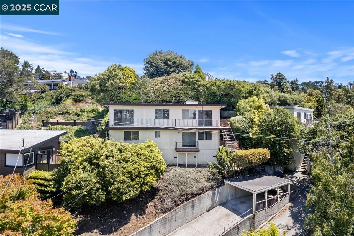 Property Photo:  51 Rincon Rd  CA 94707 