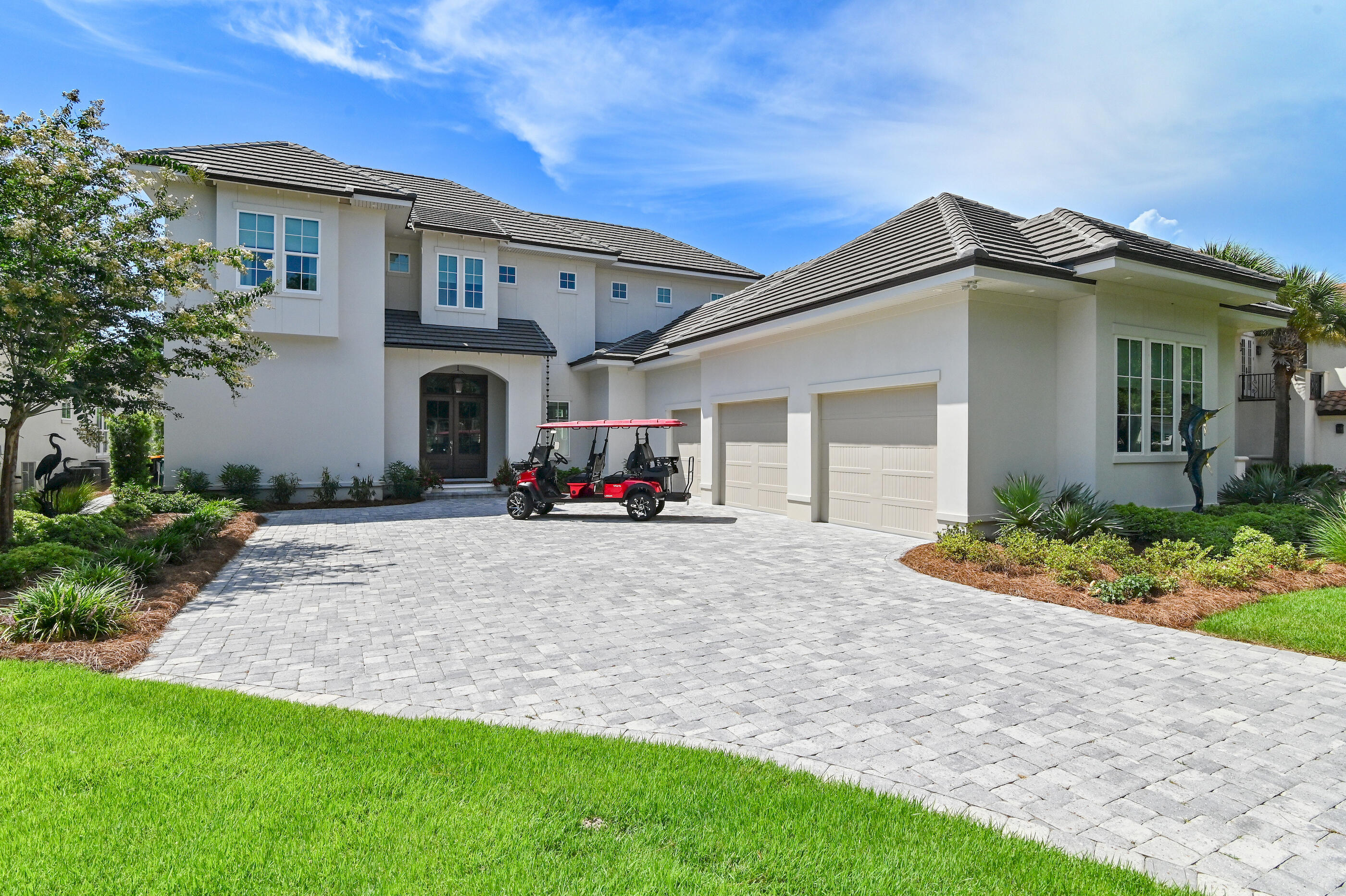 Property Photo: 298 Corinthian Place FL 32541