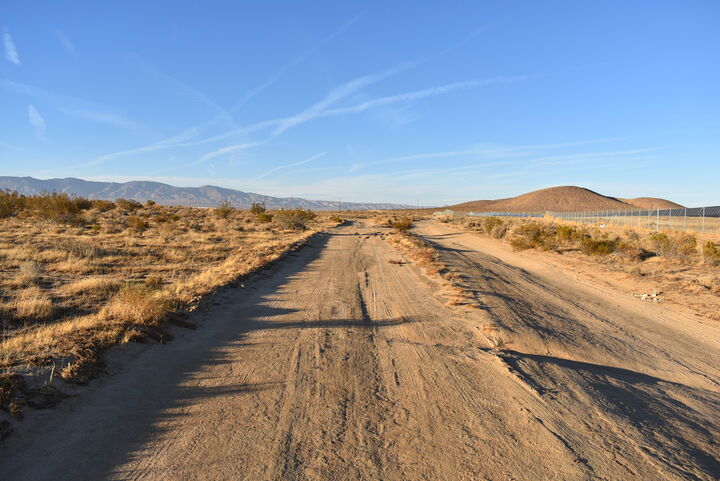 Property Photo:  15th St E &Amp Vic Reed Ave  CA 93501 