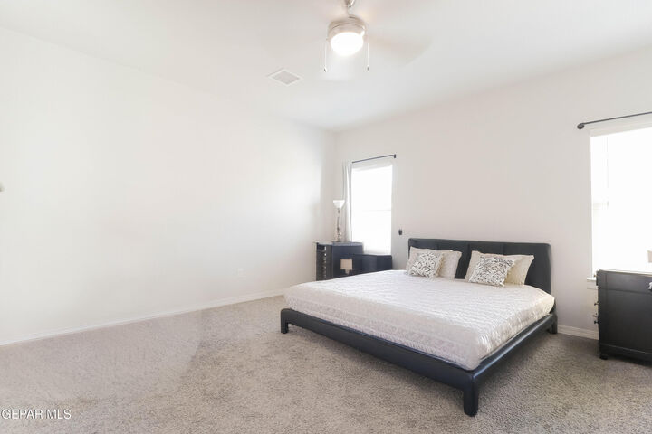 Property Photo: 1100 Nickel Hill Avenue NM 88008