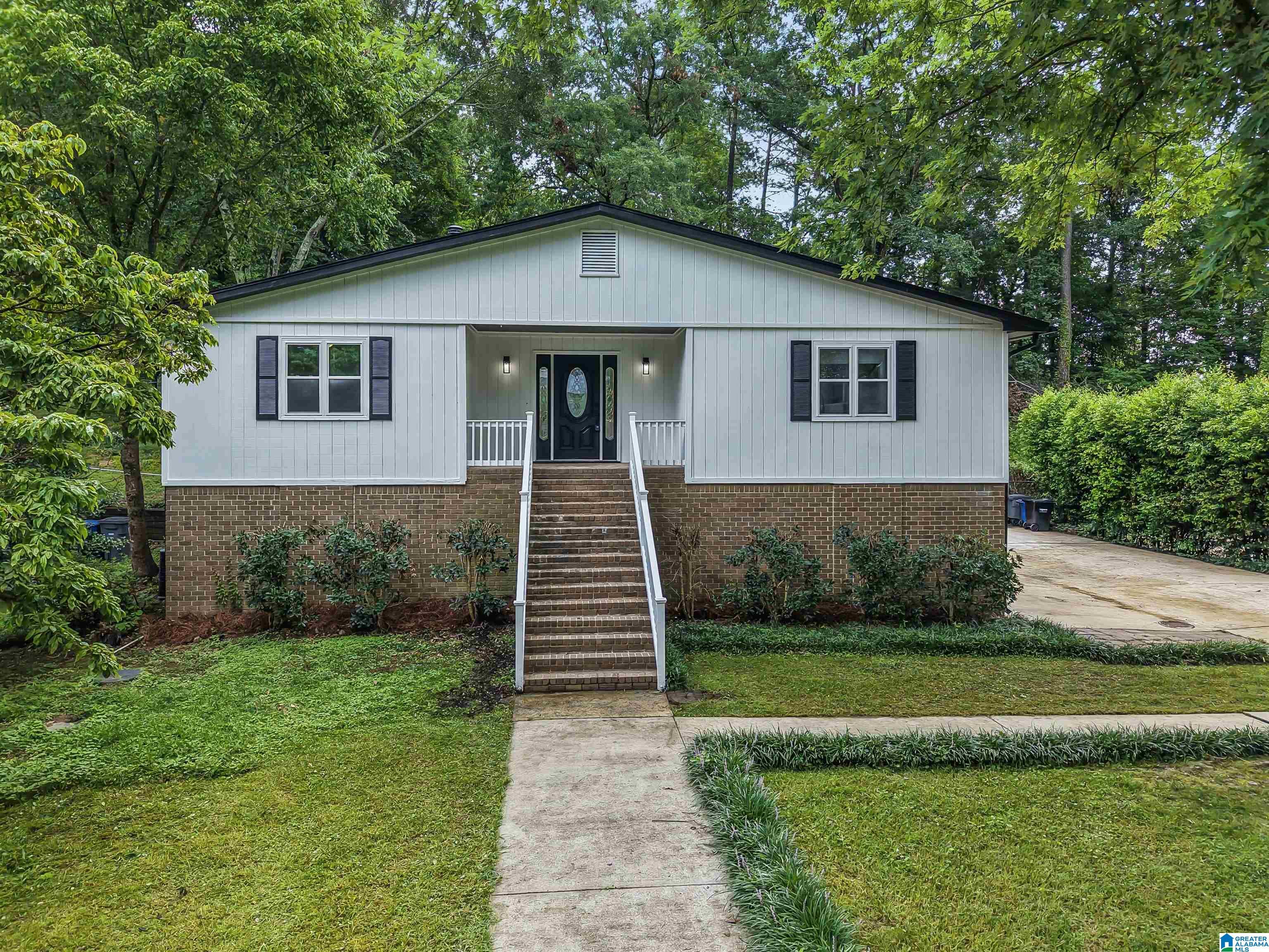 113 Woodland Circle  Trussville AL 35173 photo