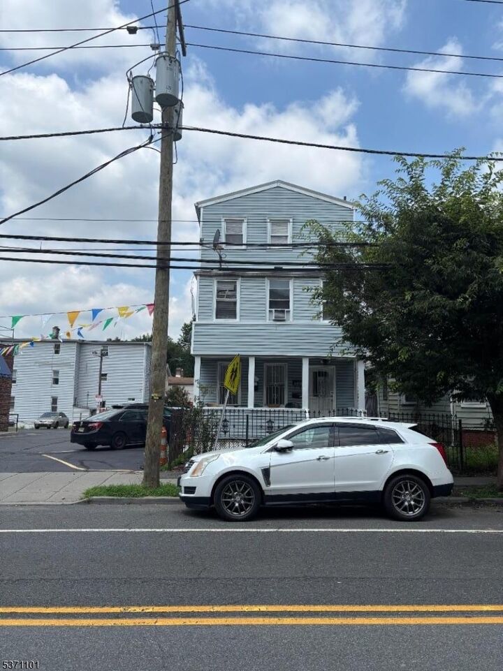 Property Photo: 669 Scotland Rd 2 NJ 07050