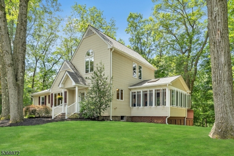 10 Foxcroft Rd  Parsippany-Troy Hills Twp. NJ 07834 photo