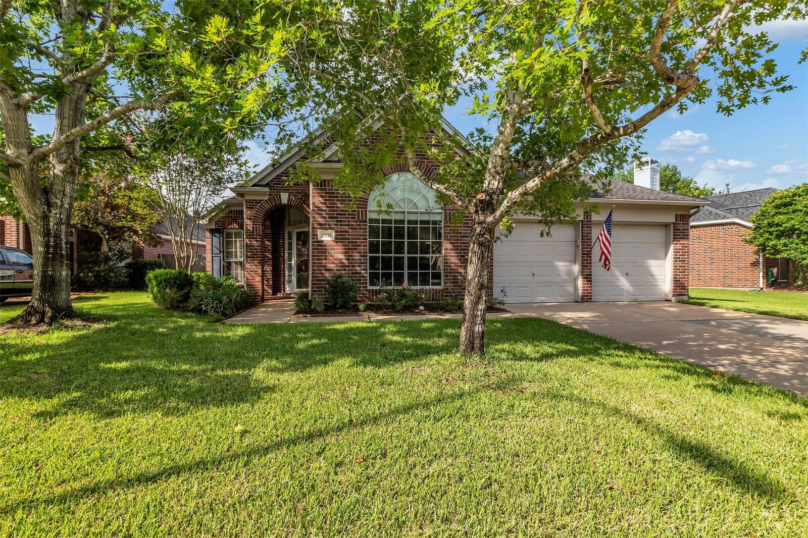 Property Photo:  3731 Crescent Drive  TX 77584 