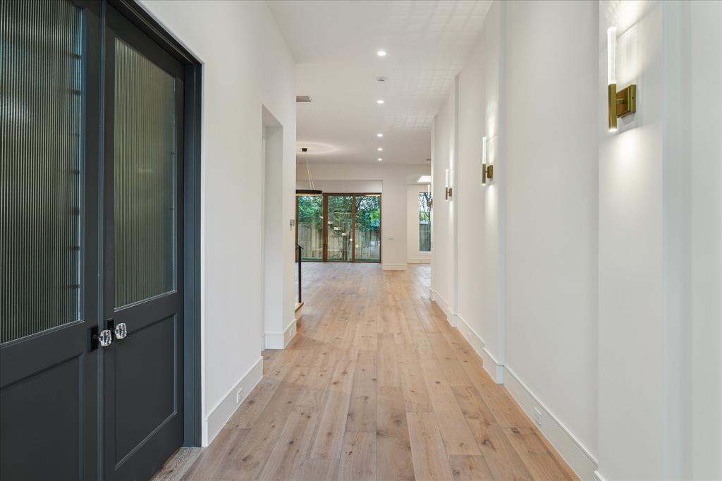 Property Photo:  3755 Rice Boulevard  TX 77005 