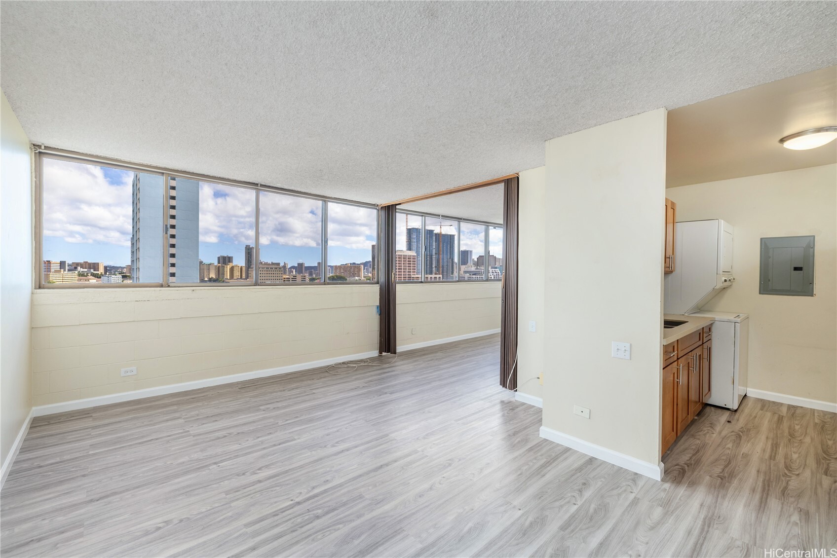 Property Photo:  1134 Kinau Street 1202  HI 96814 