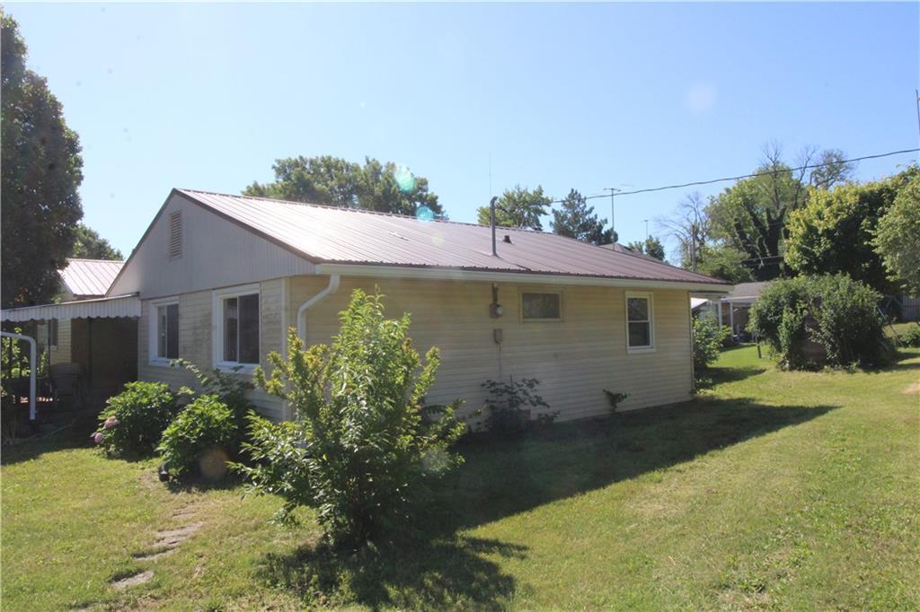 Property Photo:  225 E 13th Street  KS 66439 