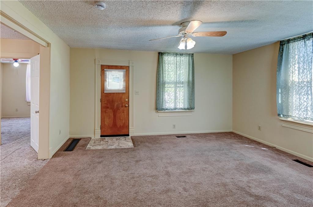 Property Photo:  1016 Roosevelt Avenue  MO 64505 
