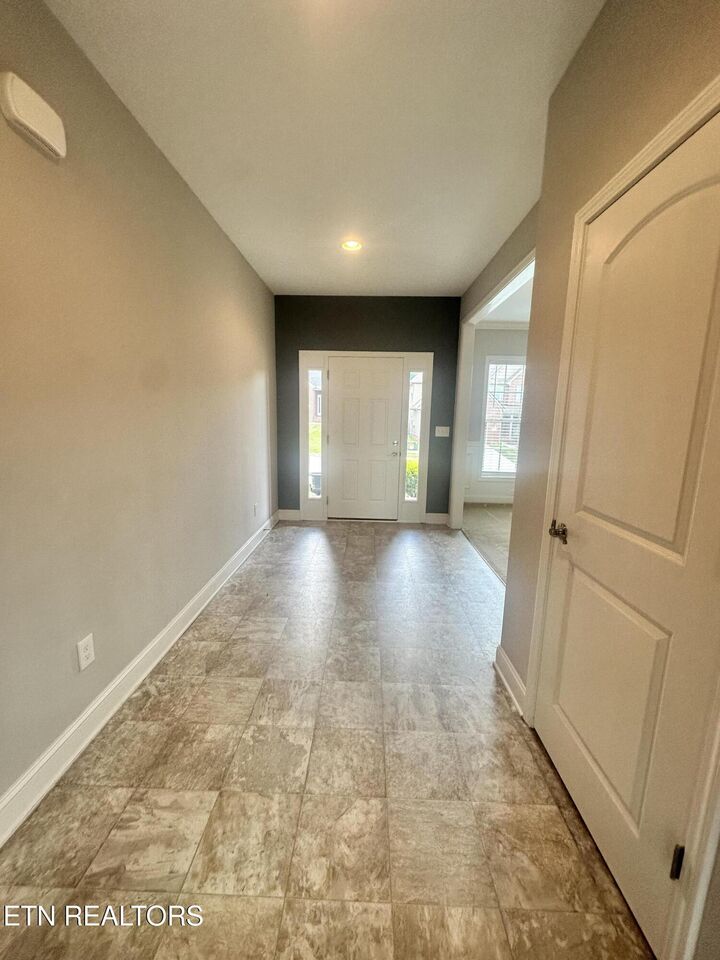 Property Photo:  1826 Shadyside Lane  TN 37922 