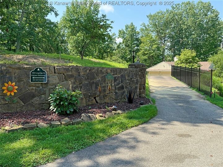 Property Photo:  1500 Longridge Road  WV 25314 