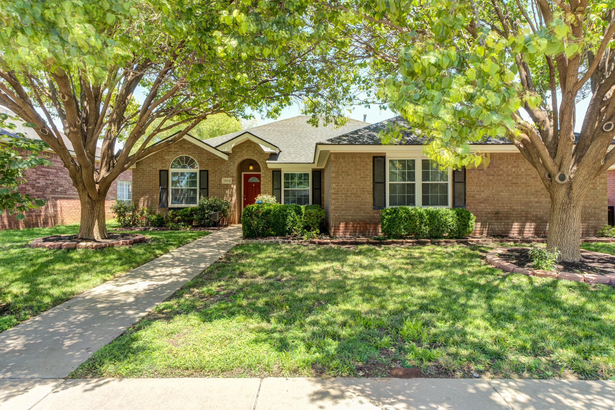 Property Photo: 3004 87th Street TX 79423