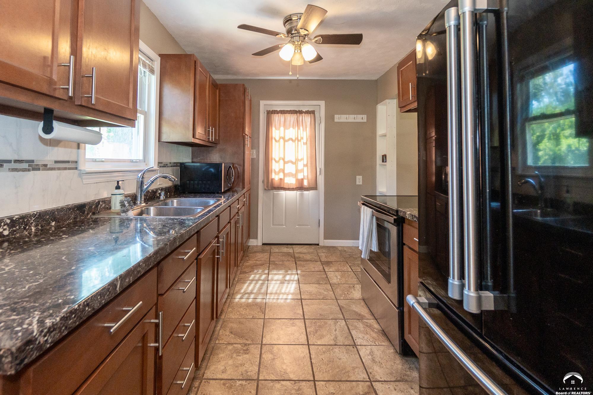 Property Photo:  5618 SW 14th Street  KS 66604 