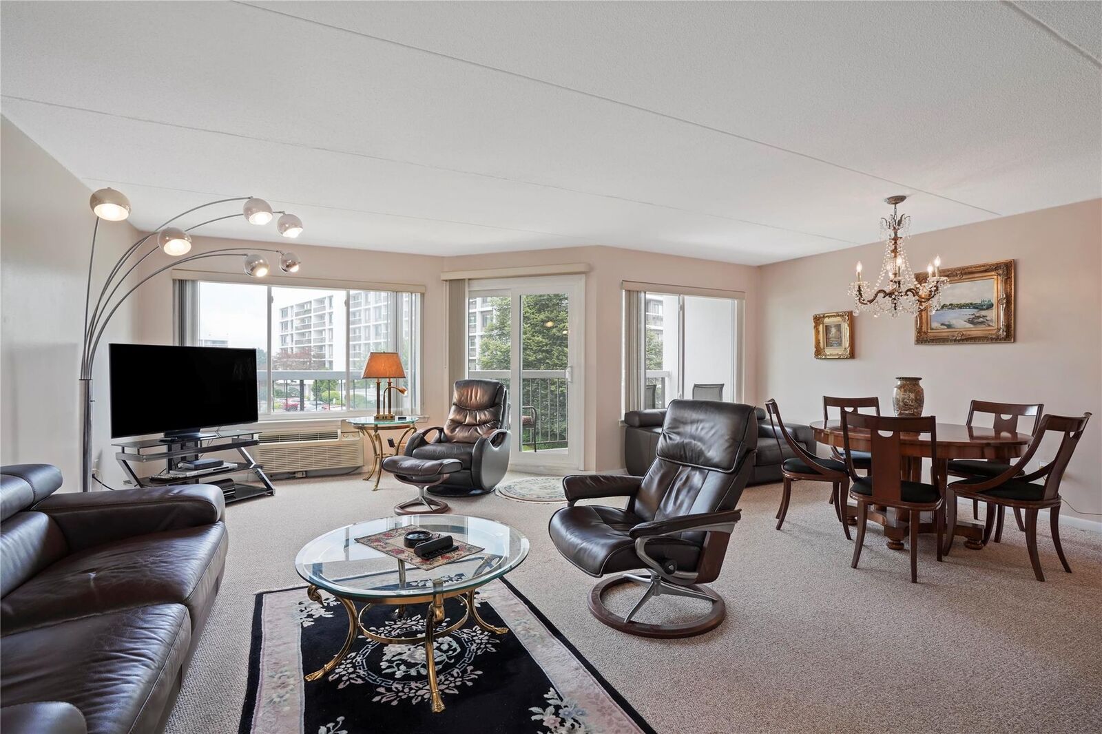 Property Photo:  100 High Point Drive 301  NY 10530 