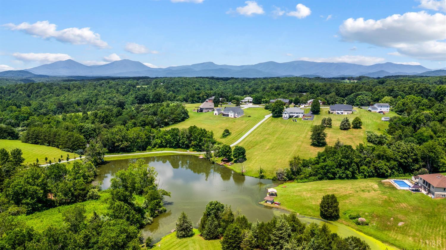 Property Photo: 316 Longhill Road VA 24556