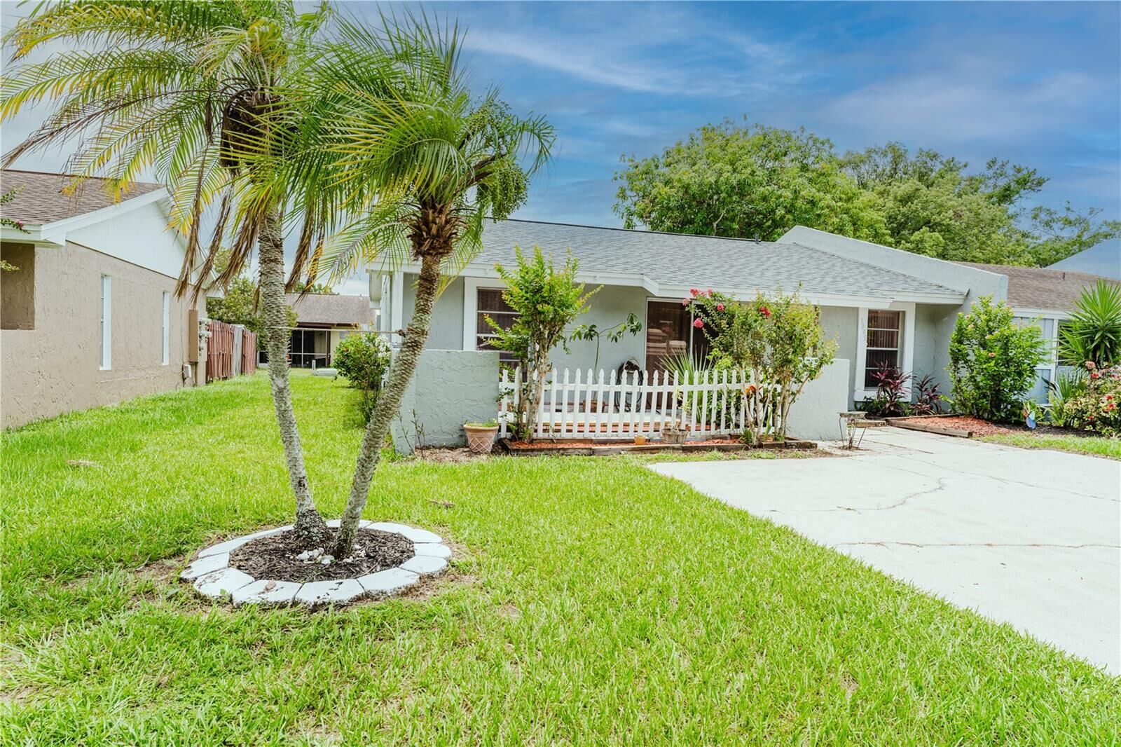 Property Photo:  3005 Casselwood Street  FL 32792 