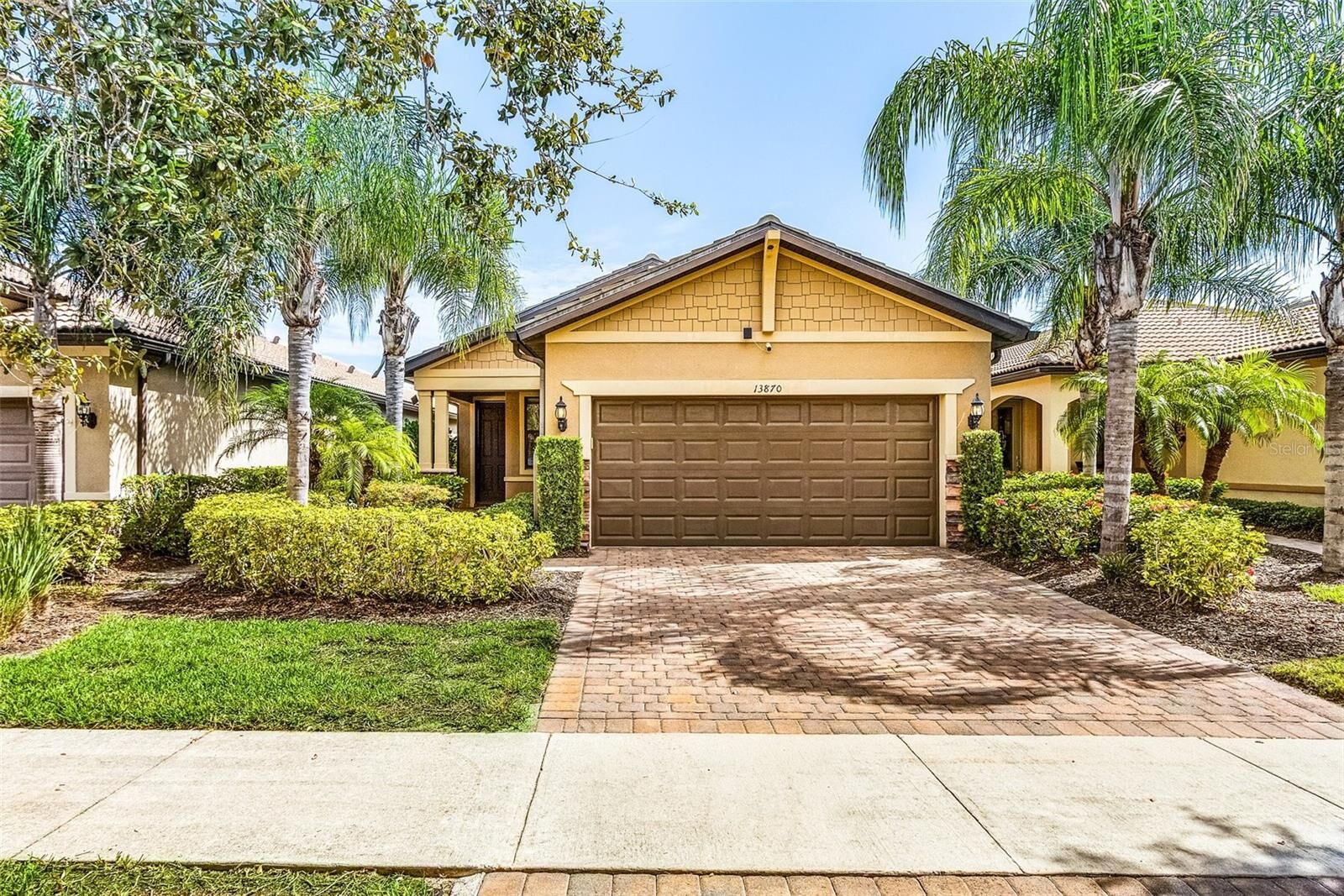 Property Photo:  13870 Lido Street  FL 34293 