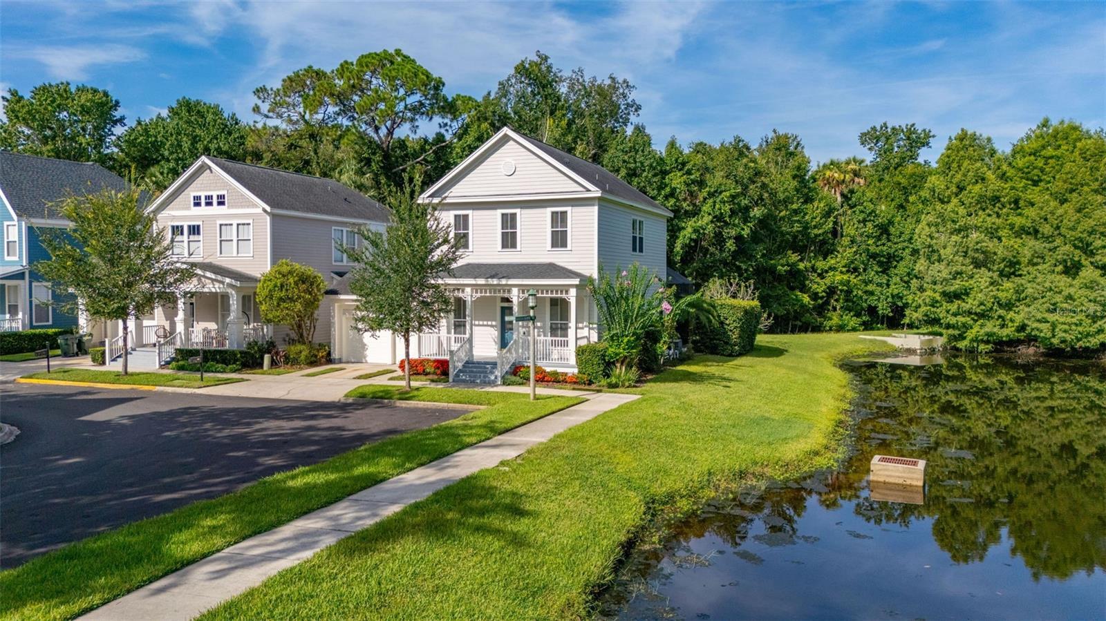 Property Photo:  900 Greenlawn Street  FL 34747 