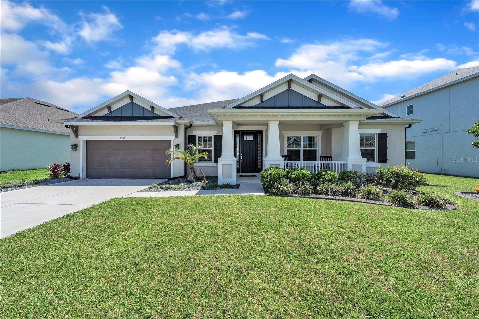 Property Photo: 6989 Bradbury Circle FL 33545