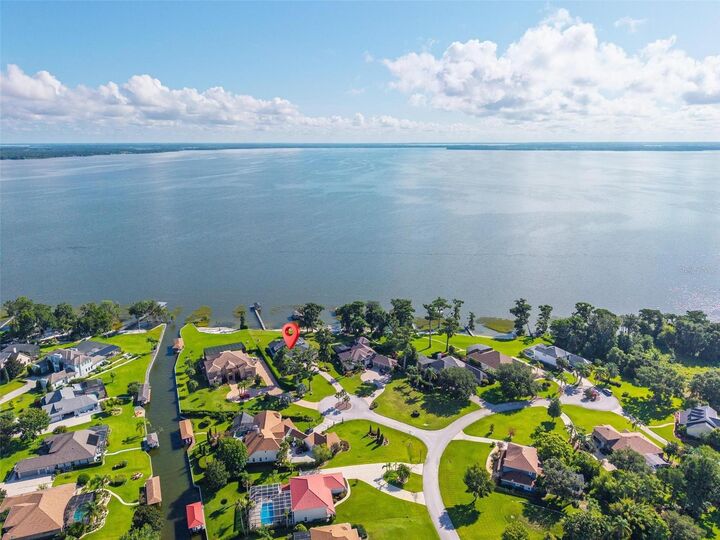 Property Photo: 7303 Birds Nest Court FL 34797