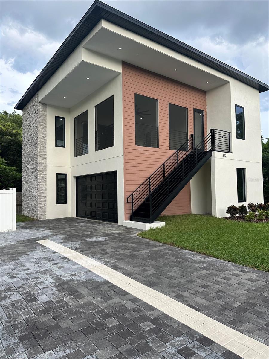 823 La Salle Avenue  Orlando FL 32803 photo