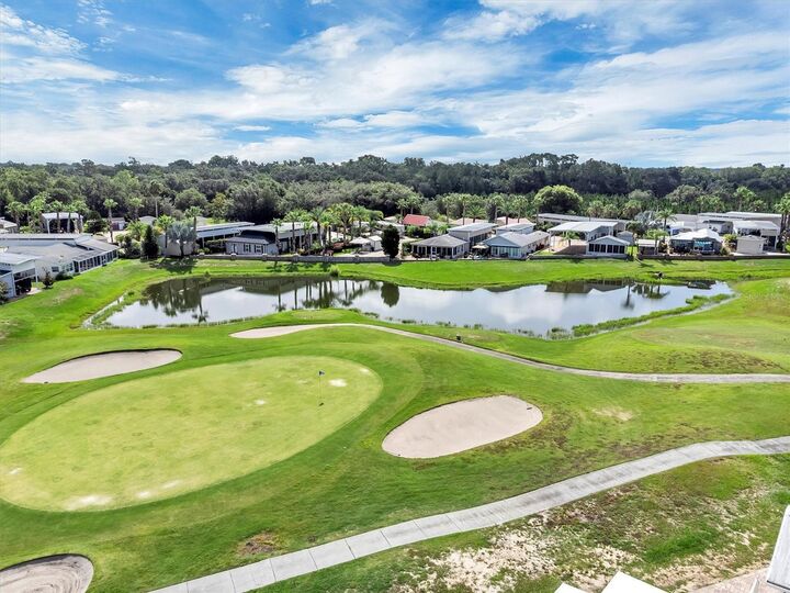 Property Photo: 502 Par Pines Boulevard FL 33837