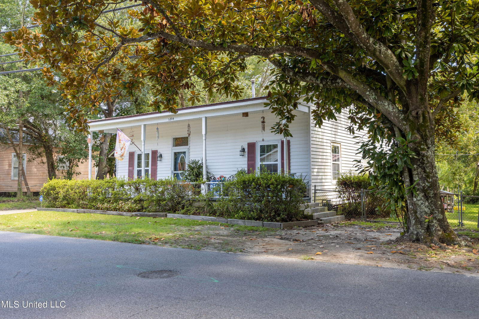 Property Photo:  1204 Porter Avenue  MS 39564 