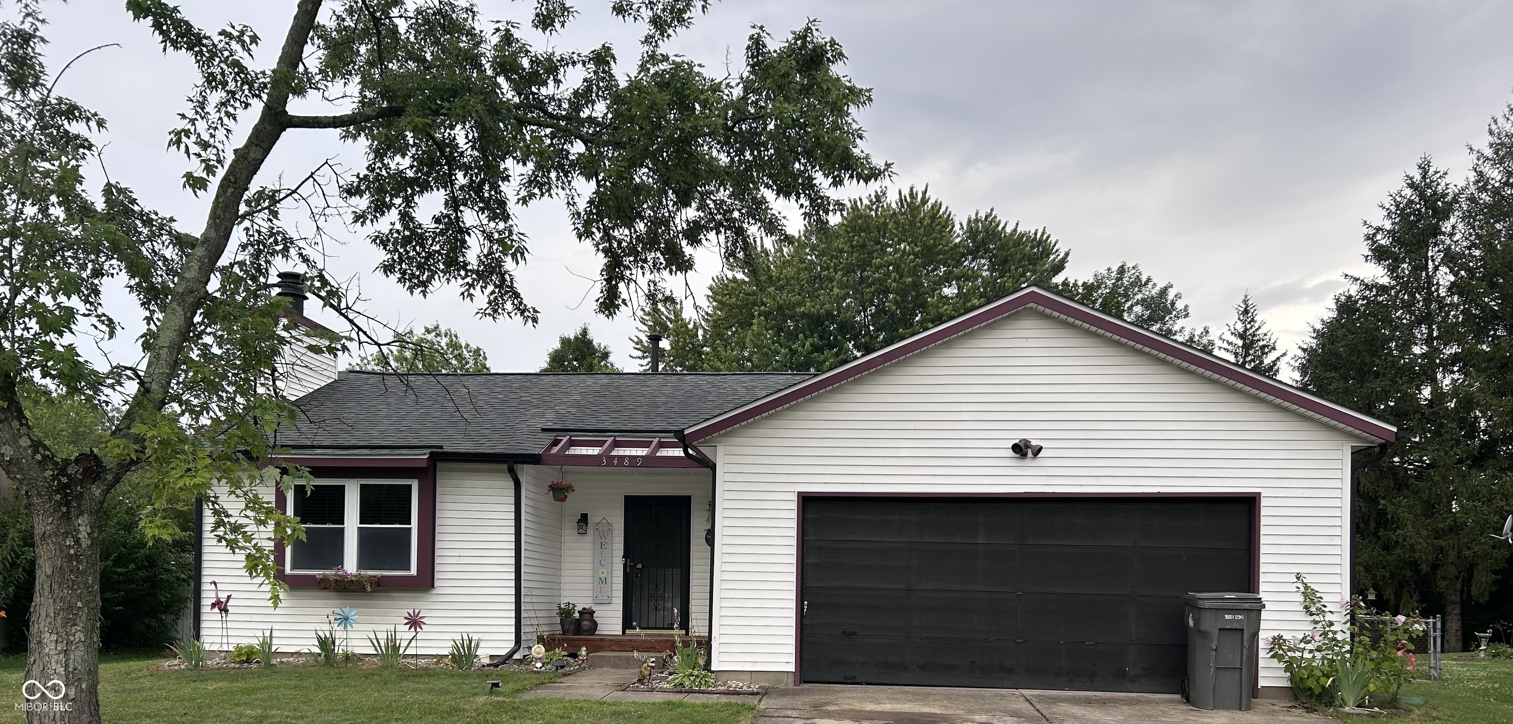 3489 Valley Lake Drive  Indianapolis IN 46227 photo