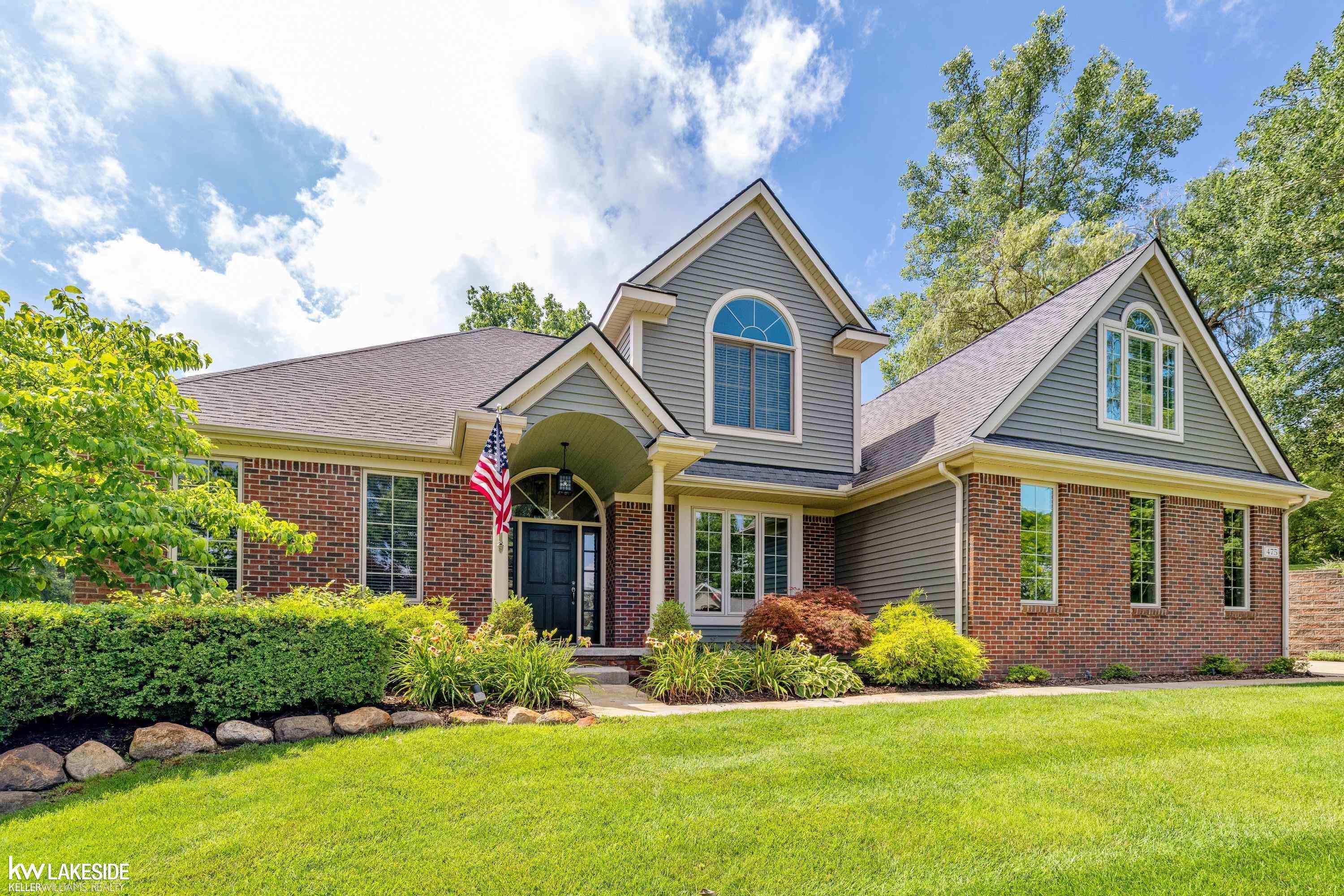 475 Aarons Way Street  Ortonville MI 48462 photo