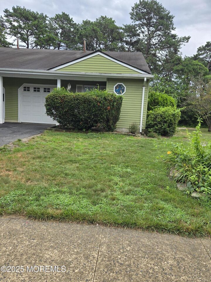 33 Mariner Place  Brick NJ 08723 photo
