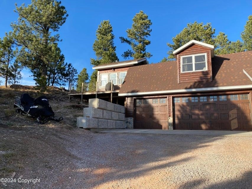 Property Photo: 183 Crooked Pine Trl WY 82715