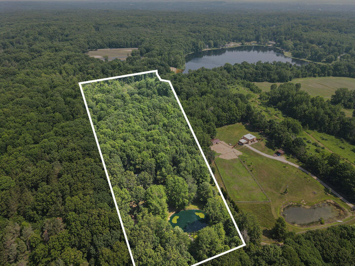 Property Photo: 3537 Lake Ridge Lane MI 49010