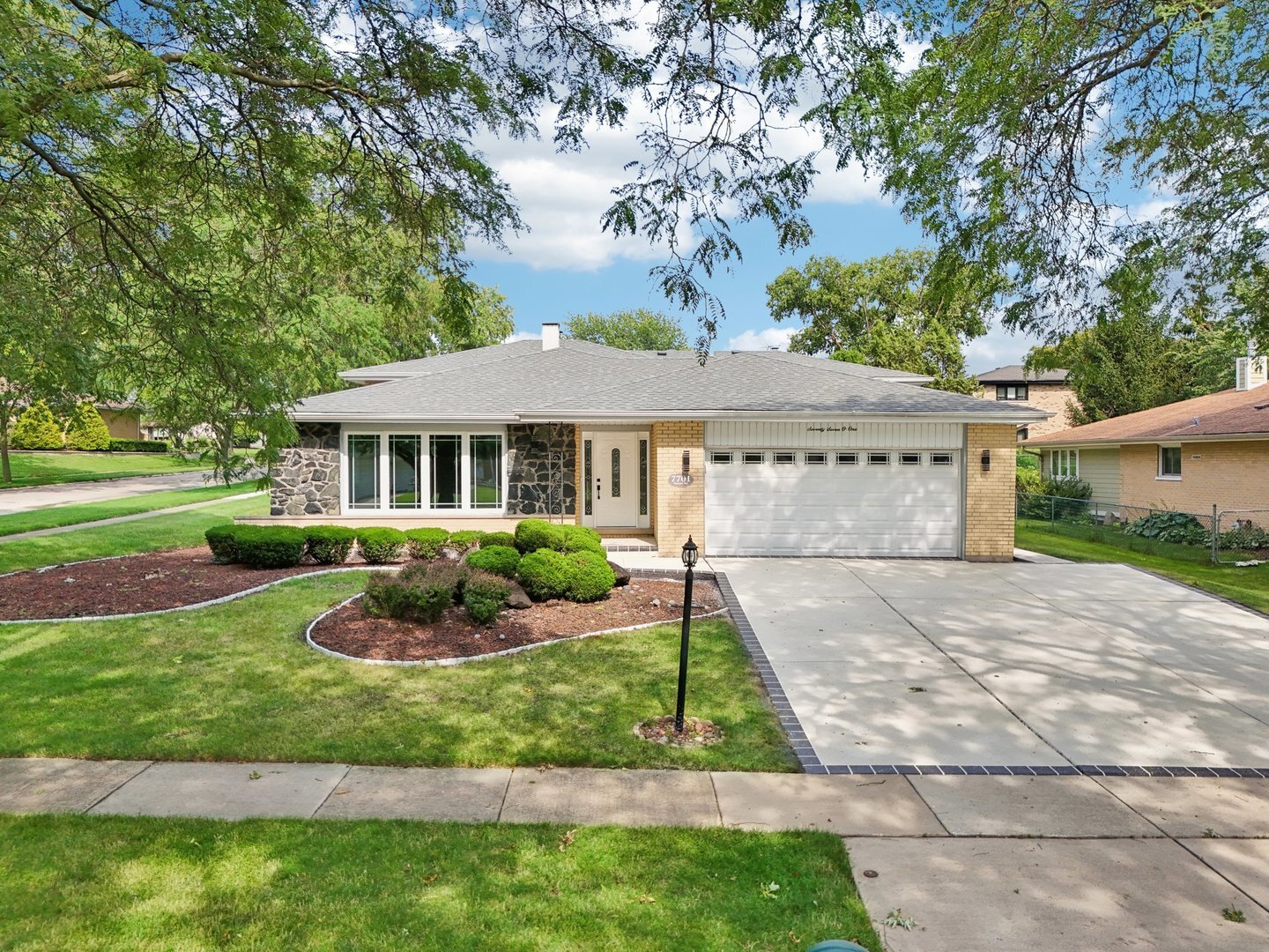 Property Photo: 7701 Sawyer Road IL 60561
