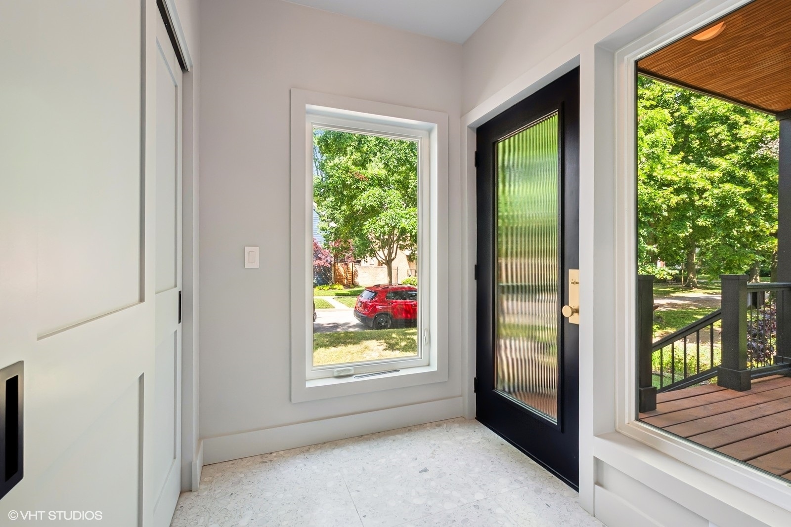 Property Photo: 2715 Reese Avenue IL 60201