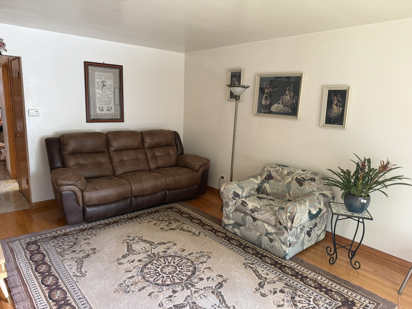 Property Photo:  4500 S Washtenaw Avenue  IL 60632 