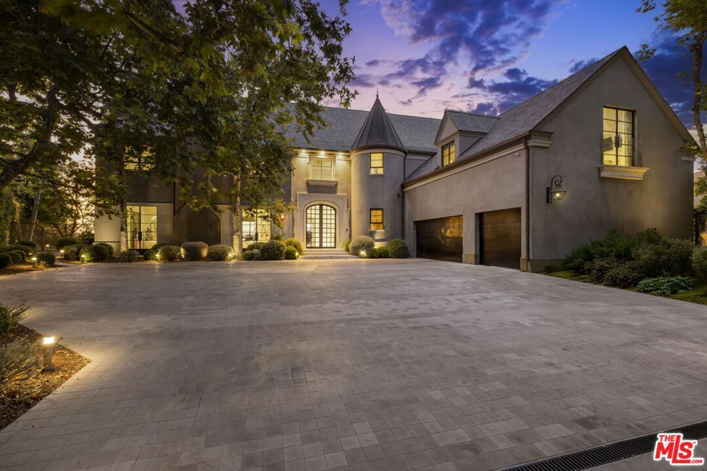3396 Stone Ridge Lane  Los Angeles CA 90077 photo