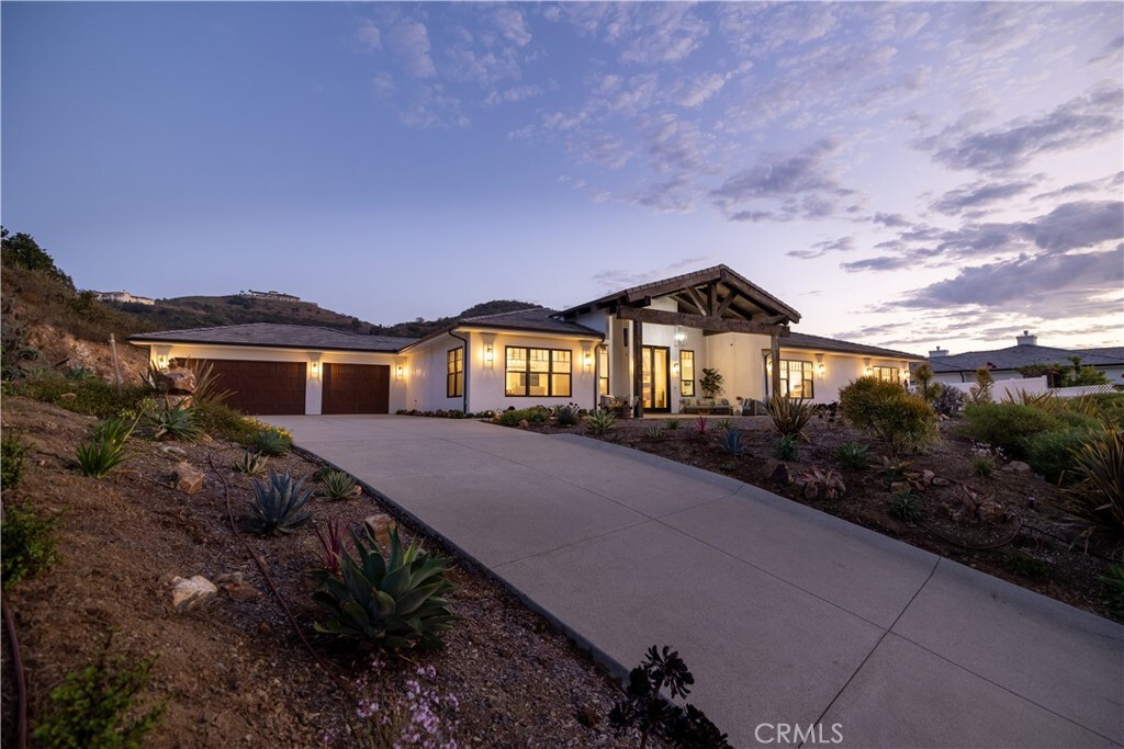 Property Photo: 3325 Sagewood Hills Road CA 92084