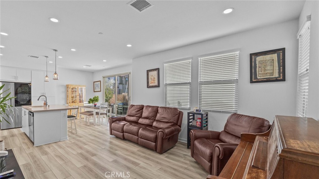 Property Photo:  16282 Meadowhouse Avenue  CA 91708 