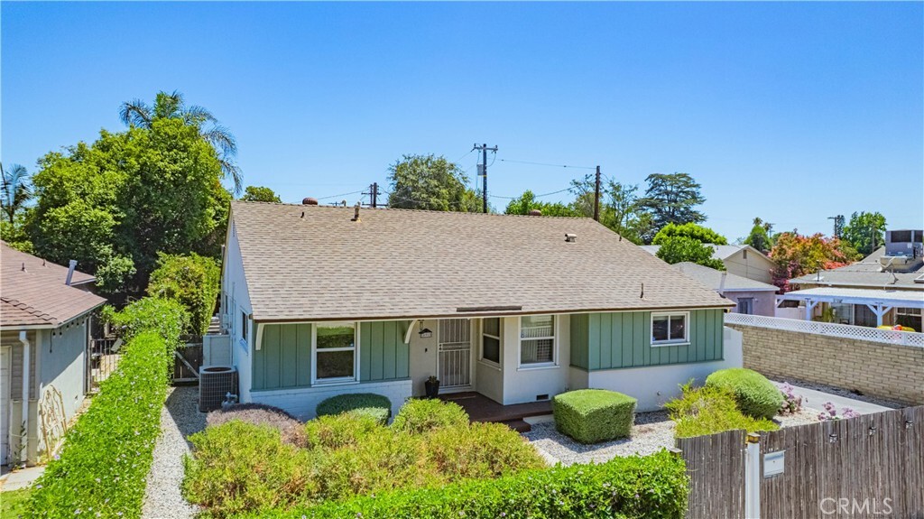 Property Photo:  16918 Baltar Street  CA 91406 