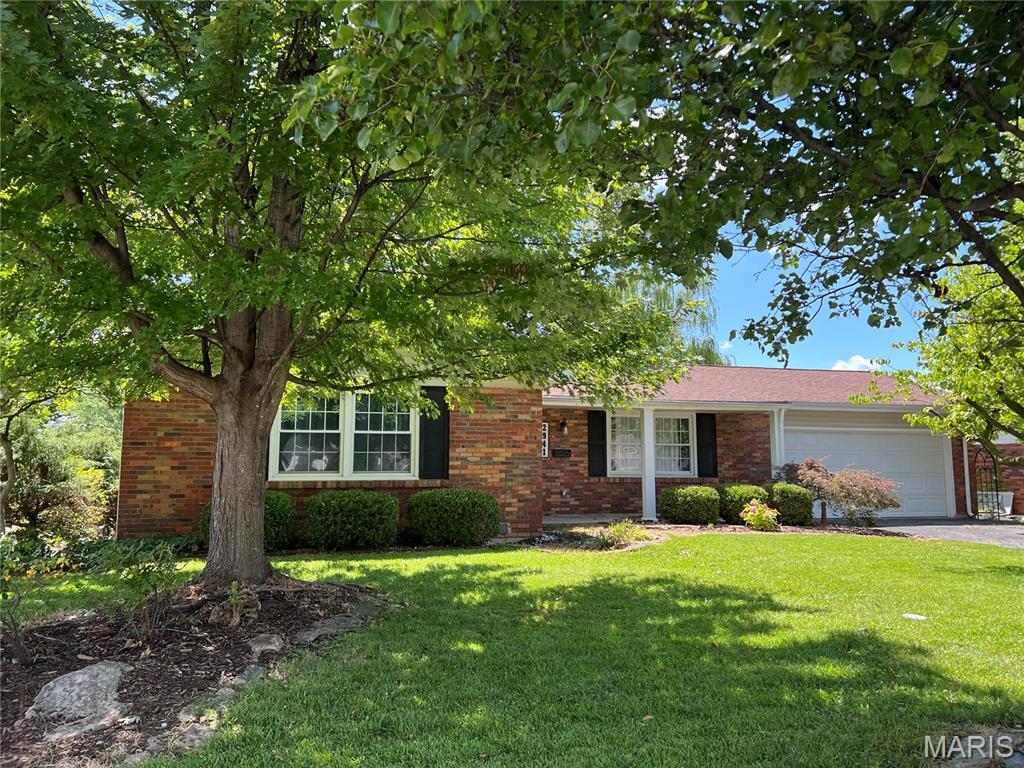 Property Photo: 2941 Elmcrest Drive MO 63301
