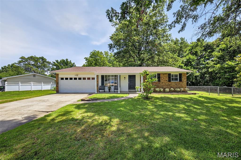 Property Photo: 1002 Arlington Drive MO 63303
