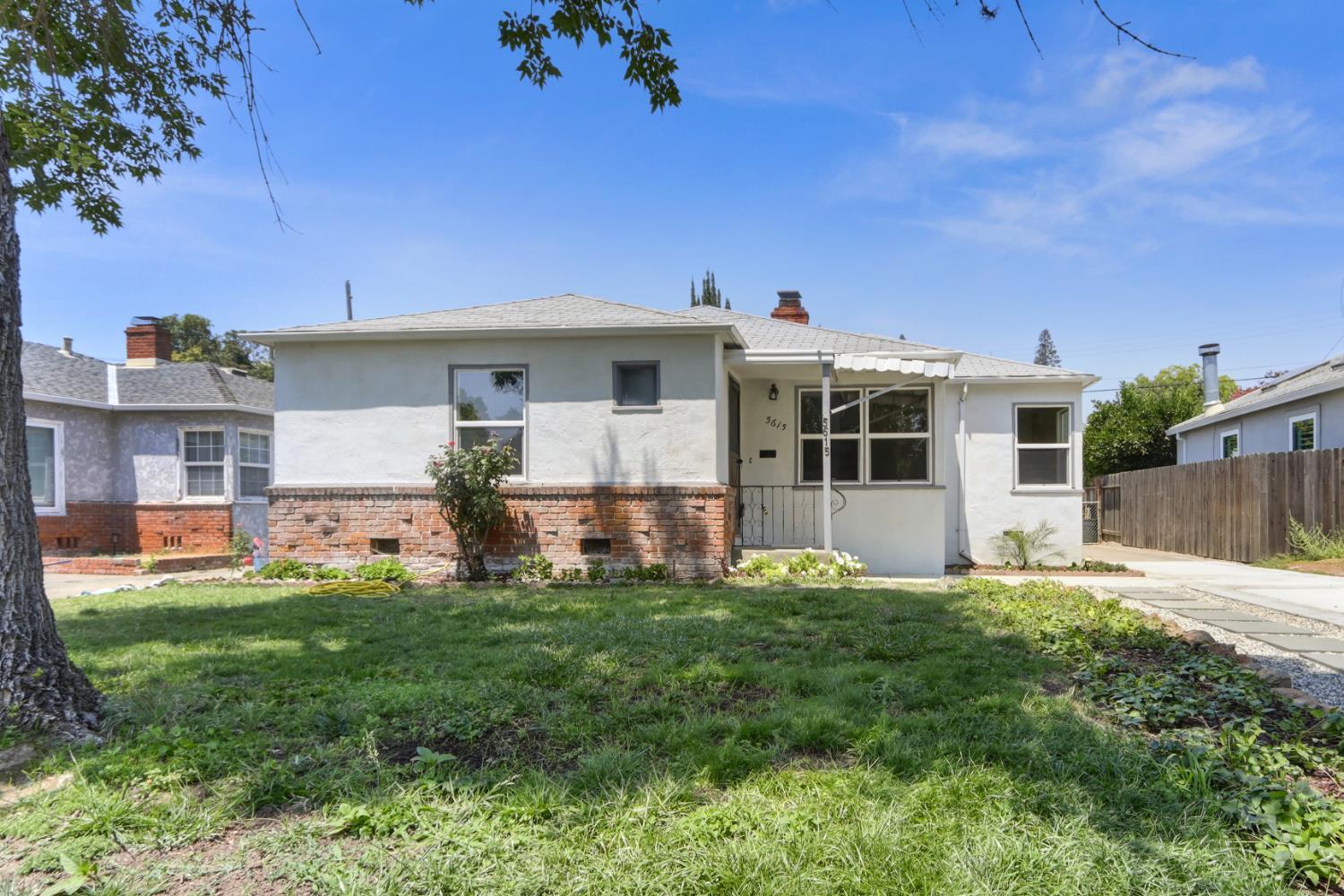 Property Photo:  5615 7th Avenue  CA 95820 