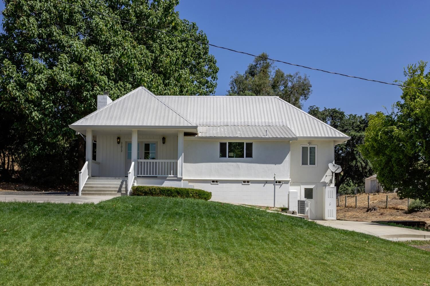 Property Photo:  11012 Olive Road  CA 95361 