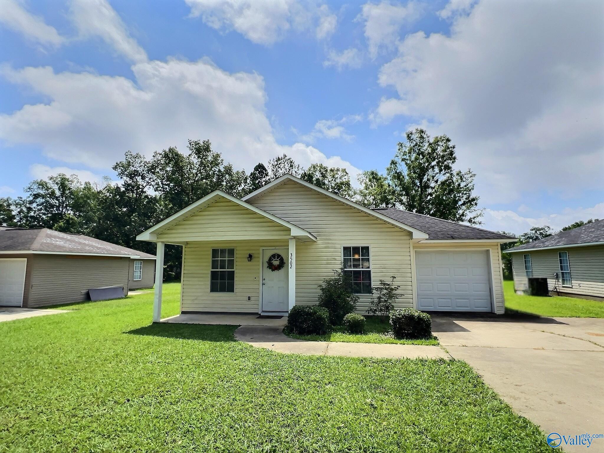 3502 Montrose Avenue  Rainbow City AL 35906 photo