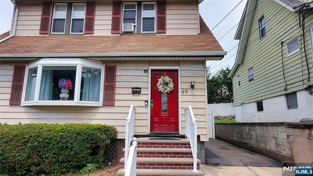 Property Photo:  49 Hill Street  NJ 07603 